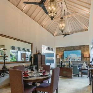 Mosan House: Art-filled Gem Near & Square , Seminyak (Bali) Indonesia